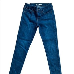 Levi 711 Skinny Denim Jeans